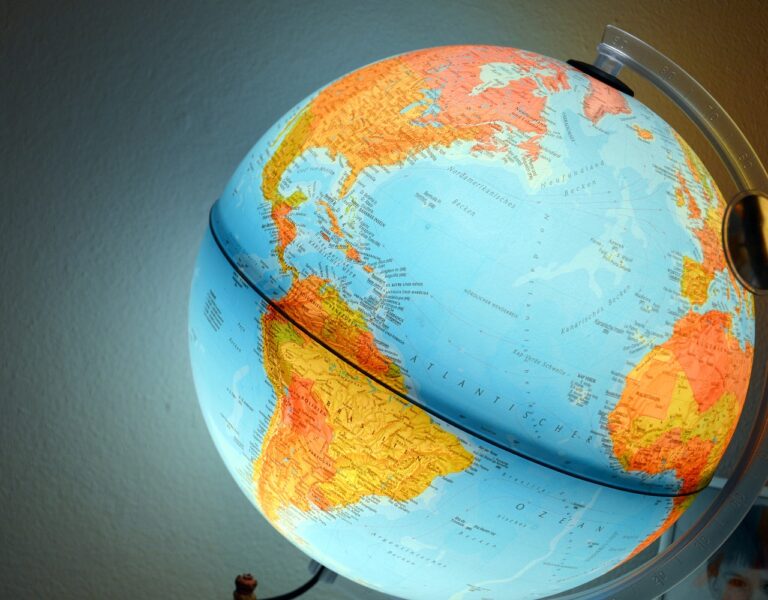 globe, earth, geography-5998544.jpg