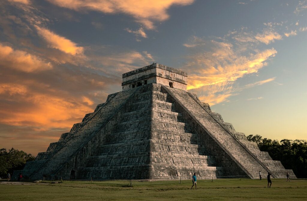 pyramid, ruins, chichen-itza-5744558.jpg